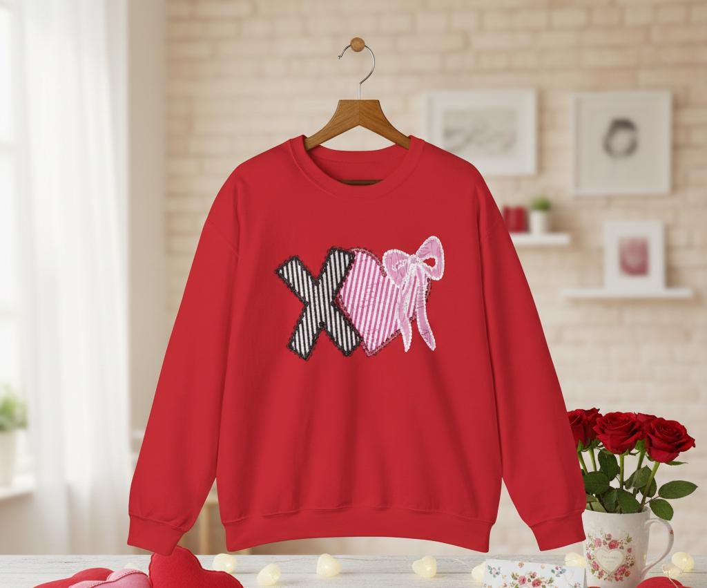 Valentines Sweatshirt | Xoxo Coquette Sweatshirt | V Day Seersucker Sweatshirt | Girly Sweatshirt |  Faux Glitter Sweatshirt